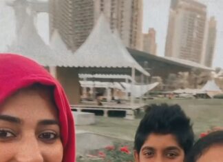 Anu Sithara Instagram - Njangal muthuttide aduthu ethiii @aneeshgmenon @momo__athrey_baijuraj_ @__najin_b @arafa_rahman_ തീയേറ്ററുകളിൽ മോമോയും കൂട്ടരും…ജോണി ആന്റണി ചേട്ടന്റെ ഇതുവരെ കാണാത്ത കിടിലം പ്രകടനത്തിന് സാക്ഷ്യം വഹിക്കാൻ ധൈര്യമായി ടിക്കറ്റ് എടുക്കാം.. 🔥🔥🎉🙌🏼🎶 Bit.ly/MomoInDubai #Feb3 @anu_sithara @ameenaslamu @zakariyaedayur @harrisdesom @nahlaalfahad @aneeshgmenon @johnyantonyofficial @ashifkakkodi @sajithpurushan @jassie_gift @gafoormkhayyam @yakzangp @neha_s_nair_96 @ratheesh_raj_editor @harinarayanan.b.k @hikmathullavellekkad @avgokuldas @mohandaas.das @ TPIrshad @rinnydivakaran @itsvigneshv @kishanmohan21 @irshad_parari @rajakrishnan_mr @vvipink @10gMedia @accel_media_kochi @girishatholi @sinat_savier @asdineshpro @neemohdas @rahimpmk @ameenafsal_u @nawazii_bitz @noushad_kallara @popkoncreativesllp @sujeed_daan @arafa_rahman_ _ @athrey_baijuraj @shamal_sulaiman @bassamkallayil @___dilshad___ ___ @joblesszillionaire @ameen_karakunnu @ziaulhaq_official @vijayakrishnan_ab @sruthyjayan.me @insta_davizz @malavikakodiyath @noorudheen_aliahamed @sarath_revathy @ericae891611 @ahmadissawii @mobarak_mashi @__najin_b @lvvaisakh @manzoor_rasheed @beyondfortitude88 @zameel_kolamban @aamir_pallikal @saifuddeen_vtr @anas_rasheed111 @irshad_cherukunnu