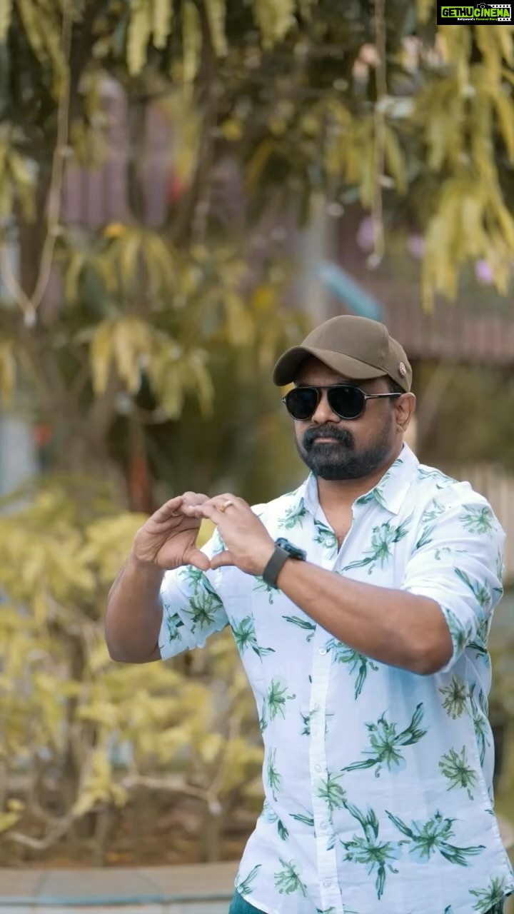 Anu Sithara Instagram - Yet another season to celebrate family is around the corner!! Delighted to present before you the first song of the movie Santhosham directed by Ajith V Thomas. Enjoy !! @ajiththomas @ksharisankar @ishapattali @psjayhari @anusithara @amithchakalakkal @vinayaksasikumar @viji_wonderwomen_ @kalabhavanshajohn @sukumaranmallika @ashaaravind @lechulekshmi @miseensceneentertainment #moviesanthosham #santhoshamsongs #ennenjoram #miseensceneentertainment