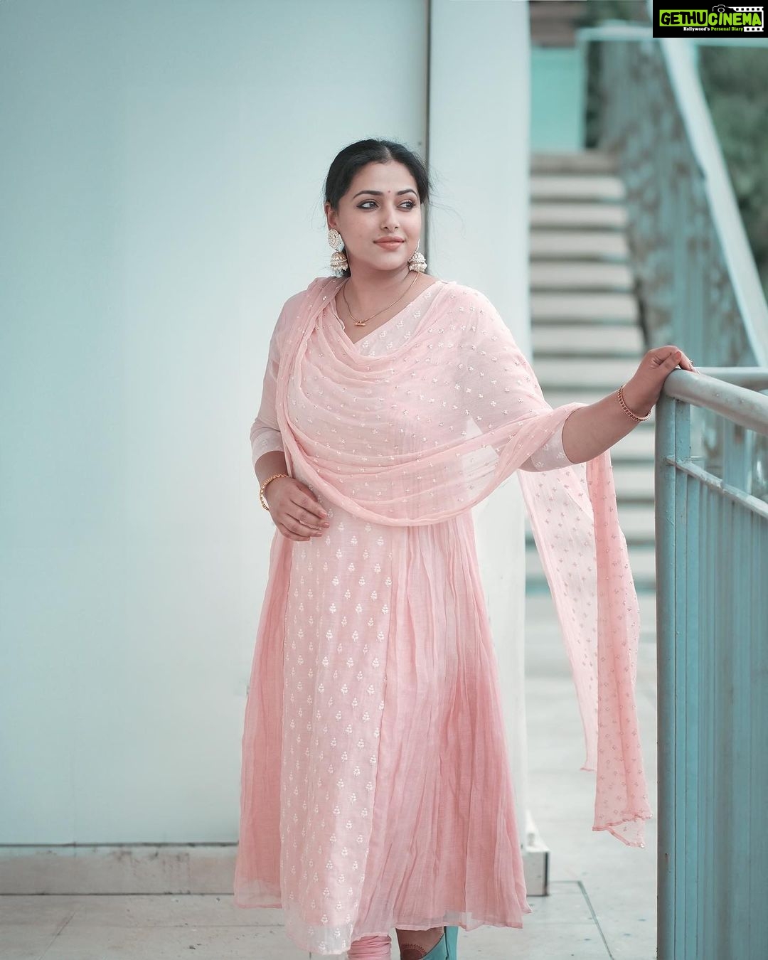 Anu Sithara Instagram - 👗 @khajuraho_boutique_
