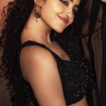 Anupama Parameswaran Instagram - Karivala ♾️ Styled by : @rashmitathapa Wearing : @talashahyderabad Jewelry : @spillthebead Styling Team : @aishwarya128 Shot by : @nikkhil_bareli