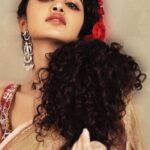 Anupama Parameswaran Instagram - Will you be my red rose ? 🥀 ✨ Styled by : @rashmitathapa Wearing : @archanajaju.in x @elevate_promotions Jewelry : @thetrinkaholic Styling Team : @aishwarya128 Shot by : @nikkhil_bareli Hairstyle: @koli_sarika7313 🥀