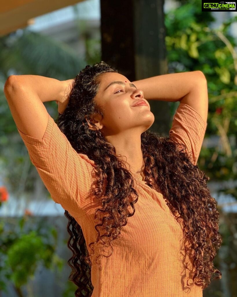 Anupama Parameswaran Instagram - Veedu 🏡
