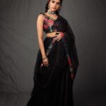 Anupama Parameswaran Instagram – Gratitude 🥹♥️

Outfit – @sanjanareddy.designs 
Jwellery – @kalasha_finejewels
Stylist –  @sandhya__sabbavarapu
Styling team – @team_sandhya
@sirichandana_medi
Photograper – @pranav.foto