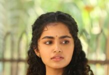 Anupama Parameswaran Instagram - This is how i started my journey with her … Didn’t have to do much … just grabbed my mom’s old ear studs… my ancient 🤣nose ring( must have bought for my sixth of seventh class annual day function )… a black old thread… messy hair… a book and a pen … sent the first picture to my director and he said “yes we found our nandini”… And trust me this remained the continuity for the entire film 🤭🥹 These little thing makes nandini extremely special to me … I am so so so thankful for the immense love I have been receiving since yesterday after the ott release 😇 If you haven’t watched #18pages yet … the movie is streaming on @netflix_in and @ahavideoin ♥️😍