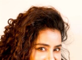 Anupama Parameswaran Instagram - Getting ready in the blink of an eye 👁️ #reelsinstagram