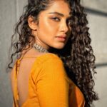 Anupama Parameswaran Instagram - From childhood I have the habit of keeping the best for the last… Fun fact - it remains the same 😁🐣 see you at the movies tomorrow 😁#18pages PC @koli_sarika7313 Saree - @omanas_clothing Blouse - @arka_by_divya_kanigalupula Jwellery - @creyon Stylist - @sandhya__sabbavarapu Styling team - @team_sandhya @sirichandana_medi