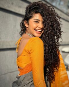 Anupama Parameswaran Instagram - From childhood I have the habit of keeping the best for the last… Fun fact - it remains the same 😁🐣 see you at the movies tomorrow 😁#18pages PC @koli_sarika7313 Saree - @omanas_clothing Blouse - @arka_by_divya_kanigalupula Jwellery - @creyon Stylist - @sandhya__sabbavarapu Styling team - @team_sandhya @sirichandana_medi