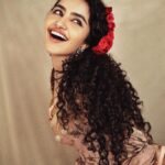 Anupama Parameswaran Instagram - Will you be my red rose ? 🥀 ✨ Styled by : @rashmitathapa Wearing : @archanajaju.in x @elevate_promotions Jewelry : @thetrinkaholic Styling Team : @aishwarya128 Shot by : @nikkhil_bareli Hairstyle: @koli_sarika7313 🥀