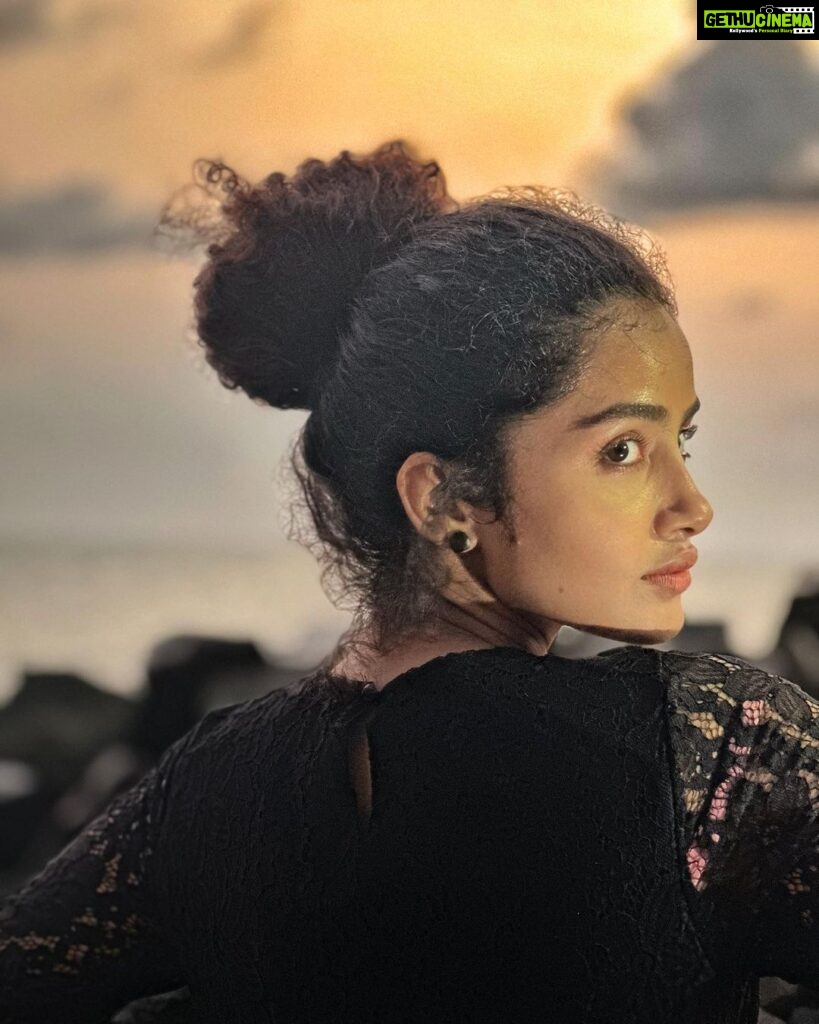 Anupama Parameswaran Instagram - Summer state of mind !