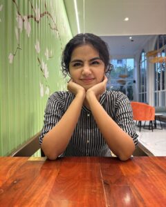 Anupama Parameswaran Instagram - My mood swings like 365 times a day… And when I am hungry ,it’s even worse… 🤯

PC @nihal_kodhaty 🤡