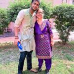 Anupriya Kapoor Instagram - Dilwalon ki holi Dilliwali...first holi with Mrs.
