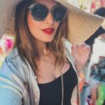 Anushka Ranjan Instagram - तिरची टोपी वाले 👒