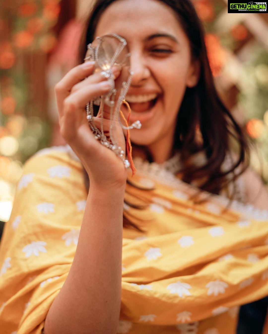 Anushka Ranjan Instagram - All my love and happiness is for you and I would kill any nincompoop who ever hurts you. Holding onto you forever just like I have always. Added in the last picture cause that’s you in your truest form😎💜 Love you poopoo kanchuuu