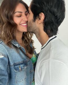 Anushka Ranjan Instagram - This is what you get when you marry a nut🥜 #PictureSpoiler