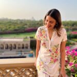 Anushka Ranjan Instagram – Finally made it to this gorgeous city and what a view to wake up to🕌 #TajMahal The Oberoi Amarvilas, Agra