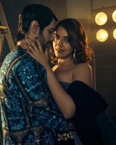 Anushka Ranjan Instagram - Welcome to our bad side❤️‍🔥
.
.
.
@siddartha_tytler @thetyagiakshay @mukuchyan.artistry @karishmabediphotography @outhousejewellery @itsgrishma @divishlist