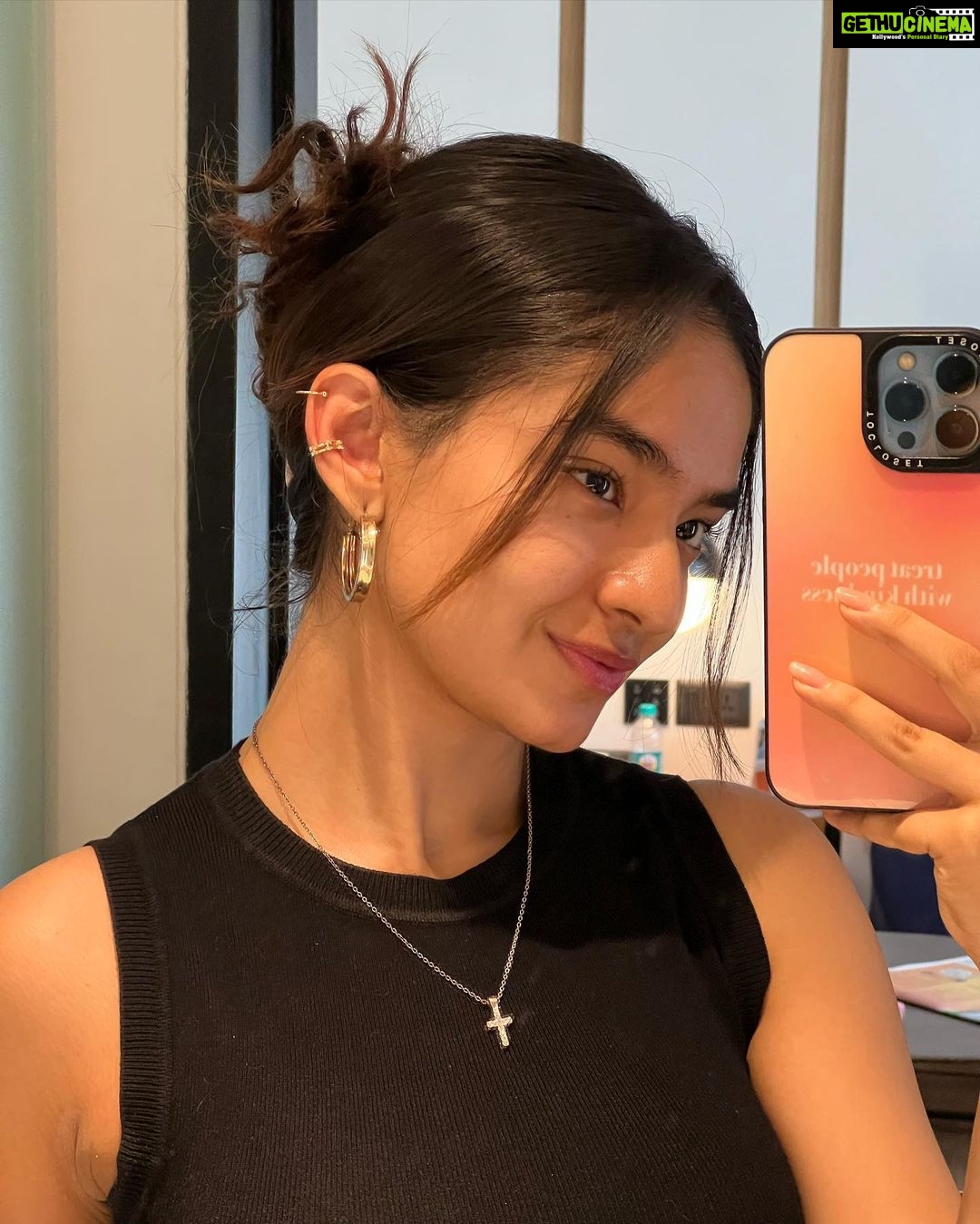 Anushka Sen Instagram - 🍕🎥🙆♀️🥳 Bangalore, India
