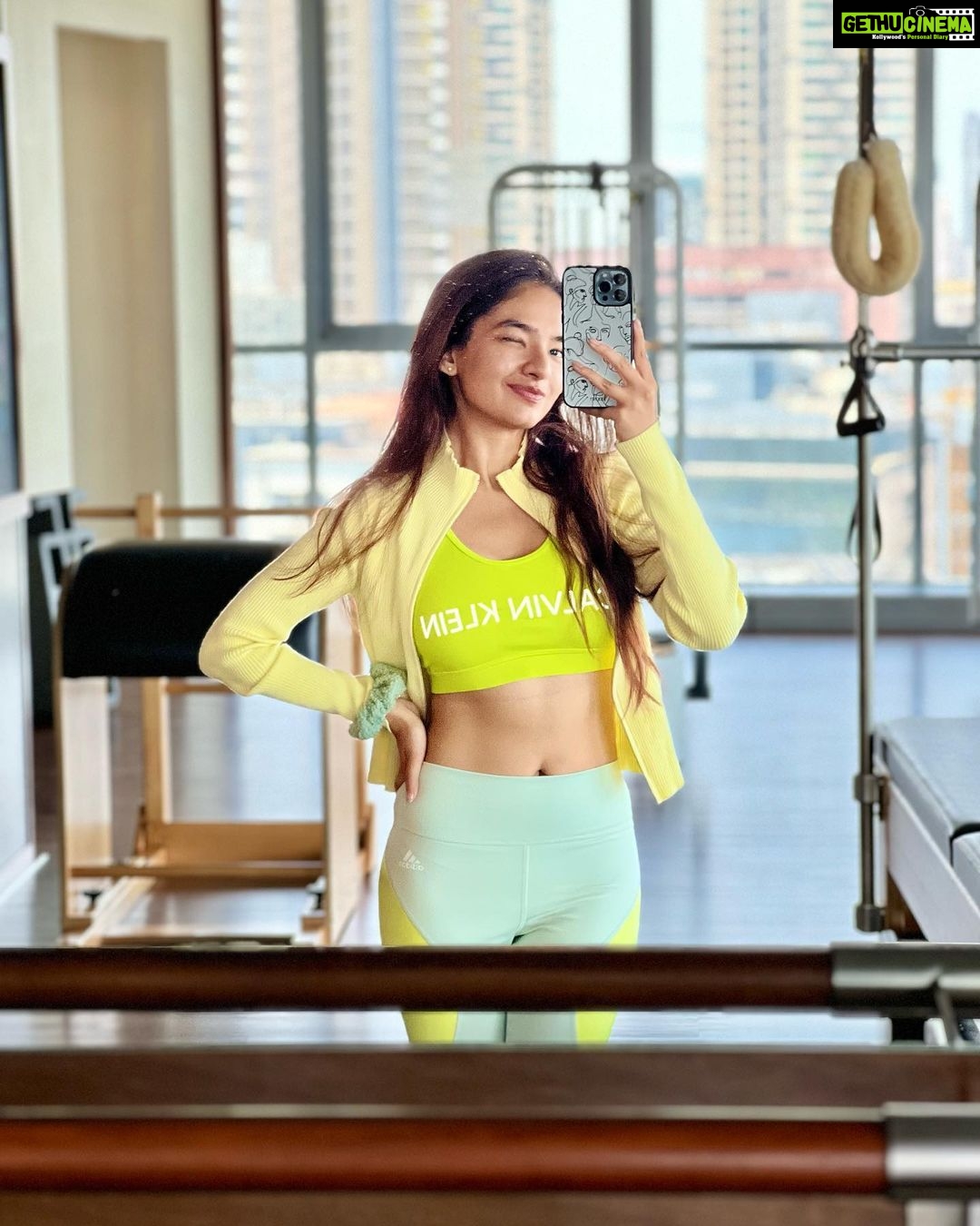 Anushka Sen Instagram - Tuesday Tales 🧜♀️✨🤍