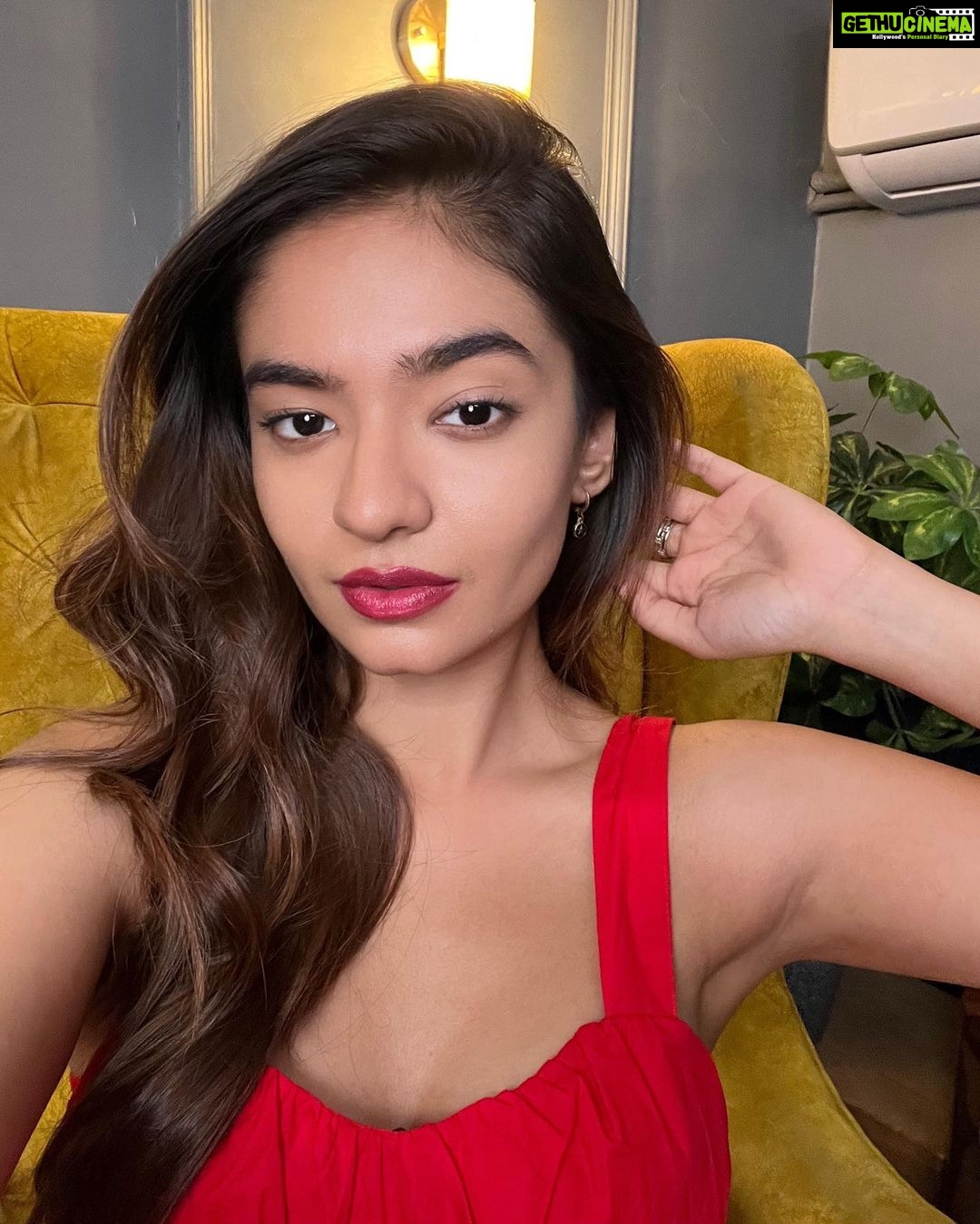 Anushka Sen Instagram - Sen ki Selfies 🤭💁♀️💕