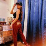 Anushka Sen Instagram - vibe of the week 🎧🦋✨🧿