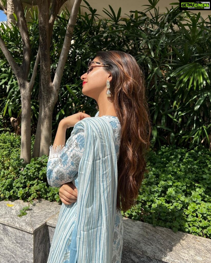 Anushka Sen Instagram - Eid Mubarak ✨💜 Happy Akshay Tritiya 🙏