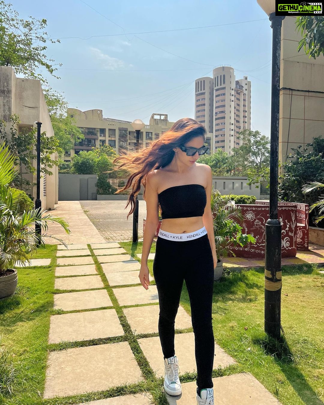 Anushka Sen Instagram - just like magic 🪄