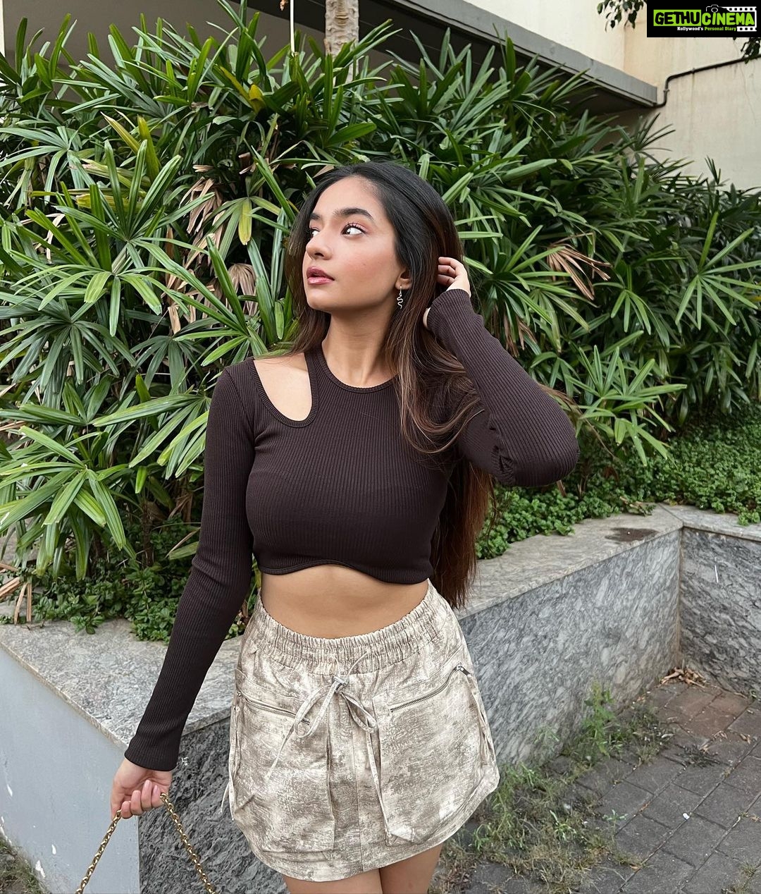 Anushka Sen Instagram - thinkin of getting brownies and waffles 🧇