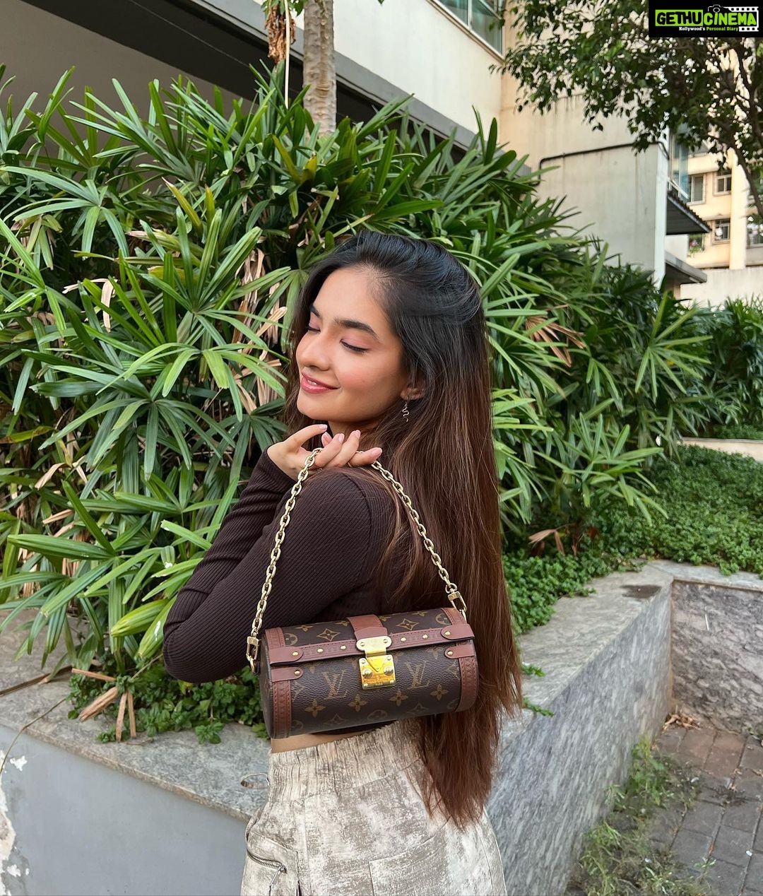 Anushka Sen Instagram - thinkin of getting brownies and waffles 🧇