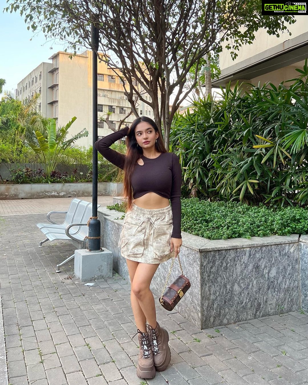 Anushka Sen Instagram - 🦦 feelin like this emoji 🦦