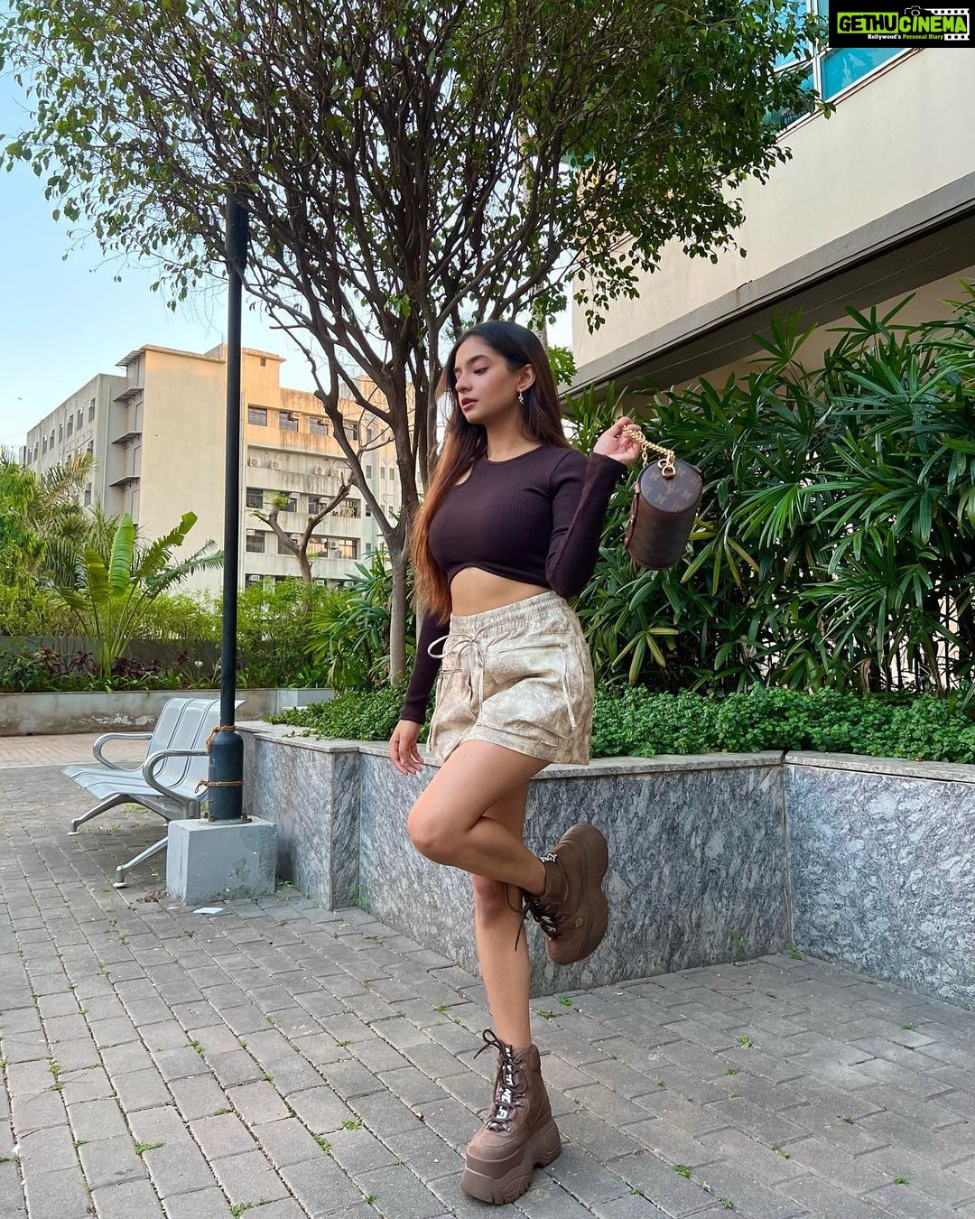 Anushka Sen Instagram - 🦦 feelin like this emoji 🦦