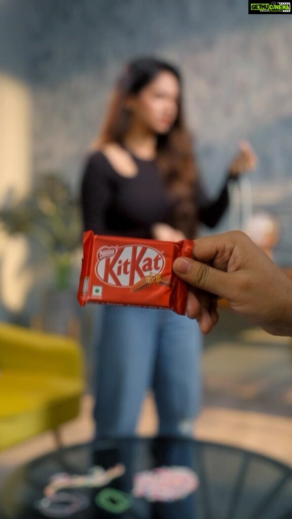 Anushka Sen Instagram - When I can’t string things together, it’s time to #CatchABreak with KitKat. Here’s how you can #CatchABreak: 1. Create your reel catching a break 2. Tag @kitkatindia to get featured 3. Don’t forget to use the hashtag #CatchABreak #KitKat #CatchABreak #ad