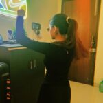 Anushka Sen Instagram - Neon dreams 🔮