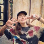 Anushka Sharma Instagram - Croissant high ✌️