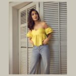 Anushka Sharma Instagram - It was all windy but the mood was sunny ☀️ #IYKYK