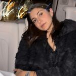 Anushka Sharma Instagram – Last dump for the year! 🖤🪩. Photos by – Hubster @virat.kohli ❤️