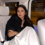 Anushka Sharma Instagram - Last dump for the year! 🖤🪩. Photos by - Hubster @virat.kohli ❤️