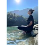 Anushka Sharma Instagram - “Can’t you see, it’s all perfect!” - Neem Karoli Baba 🌼