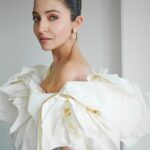 Anushka Sharma Instagram - 🤍 @festivaldecannes @lorealparis @richardquinn @gianvitorossi @chopard @puneetbsaini @yiannitsapatori @priyankarkapadia @vaishnavpraveen @thehouseofpixels #WalkYourWorth #Cannes2023