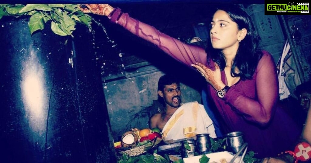 Anushka Shetty Instagram - #HappyMahaShivaratri 🔱🙏