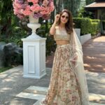 Anya Singh Instagram - Felt like a 🌸 Outfit- @paulmiandharsh @viralmantra Styled by @mohitrai with @ruchikrishnastyles Assisted by @muskanduaaa