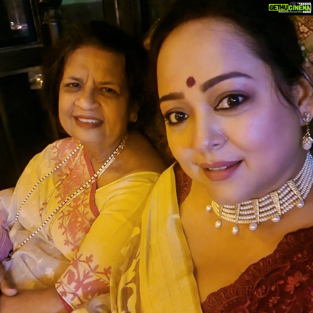 Aparajita Auddy Instagram - নববর্ষের সারাদিন