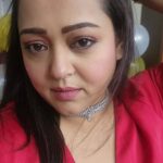 Aparajita Auddy Instagram - মেঘের মতো ভিজবো না আর একা, কলম ধরি, লিখবো পদ্য সারি; ডায়েরি জুড়ে কাটাকুটির আদর, এইটুকুই যে প্রেম করতে পারি..#reelsindia #viral#Instagram