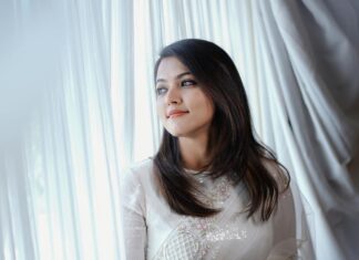Aparna Das Instagram - OWN what you are 🤍 📷 : @dink4n Styling : @keepitstylish_by_ammu @styledbyammu Outfit : @jmes_couture