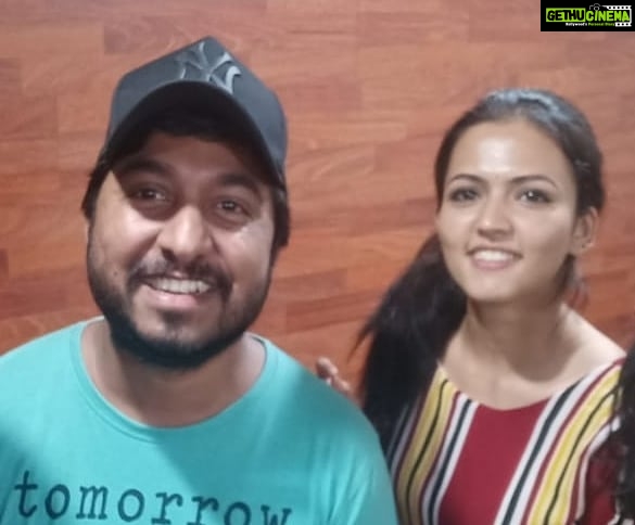 Aparna Das Instagram - Sreeja wishing manu a very happy b'day ππβ€β€ #birthday #vineethsreenivasan #manoharam. . . . So lucky to have met you in life. Respect you for such an amazing person you are. Stay the same and live longgggg vineethetta !!! πβ€
