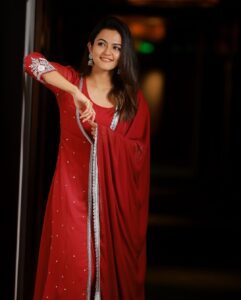 Aparna Das Instagram - ♥️
.
Styling: @gayathribalasubramanian21 
Outfit: @label_afeera
Captured by: @sat_narain @dhivakar_09 & team