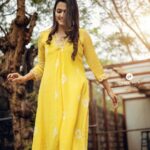 Aparna Das Instagram - Flower child 🌻 . Styling: @gayathribalasubramanian21 Costume: @rosette.attire Earrings: @rajianand Pc: @crackjackphotography #DADA #dadapromotions