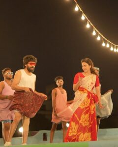 Aparna Das Instagram - Posting few BTS of Kiruttu Kiruttu promo song coz we hit 1 Million on YouTube 😍
#kiruttukiruttu #DADA #1million 
Those who haven’t seen it, link is in my bio.. also this is just a promo song, wait for our film on FEB 10th.. ♥️
Pc : @imsriharikailash 😍
