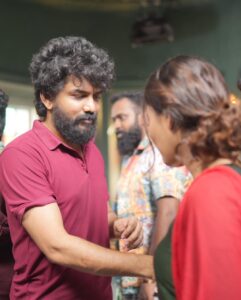 Aparna Das Instagram - Posting few BTS of Kiruttu Kiruttu promo song coz we hit 1 Million on YouTube 😍
#kiruttukiruttu #DADA #1million 
Those who haven’t seen it, link is in my bio.. also this is just a promo song, wait for our film on FEB 10th.. ♥️
Pc : @imsriharikailash 😍