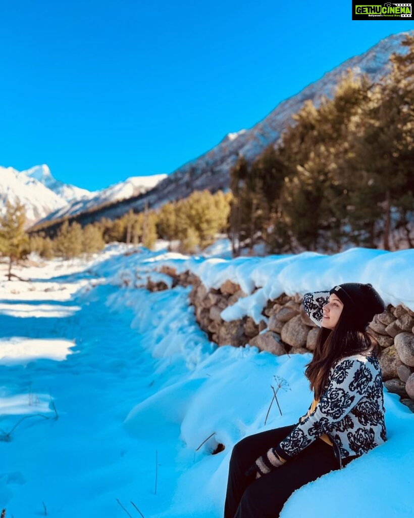 Aparna Das Instagram - That time of the year ❄️ Chitkul - छितकुल, Himachal Pradesh