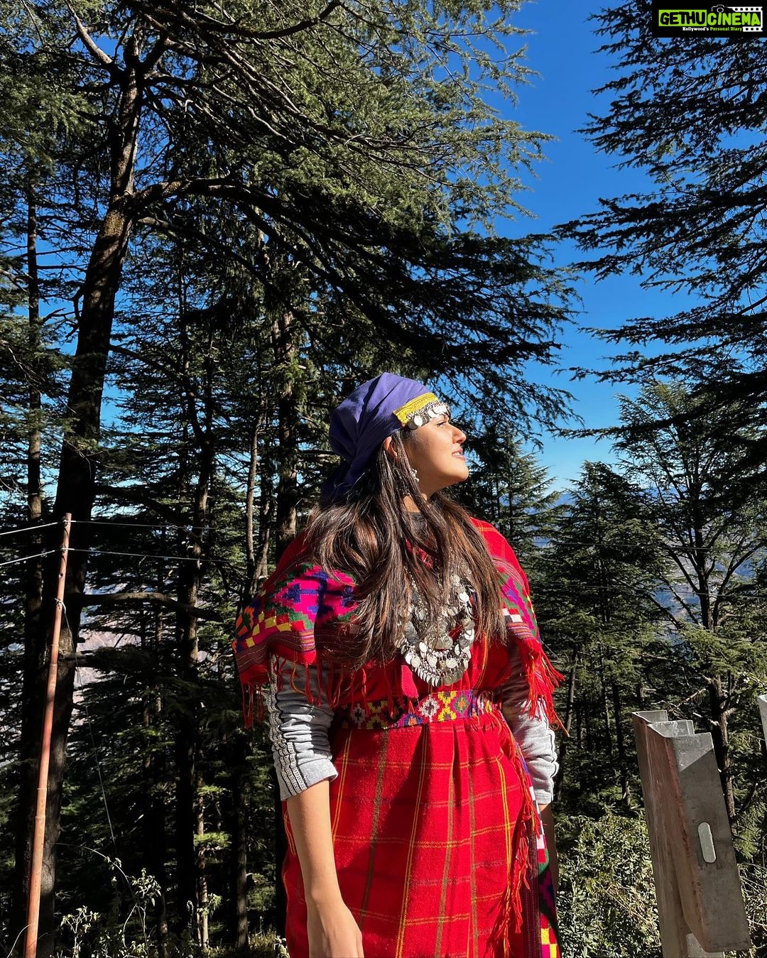 Aparna Das Instagram - That Mandatory click #shimla Rate this look ☺️